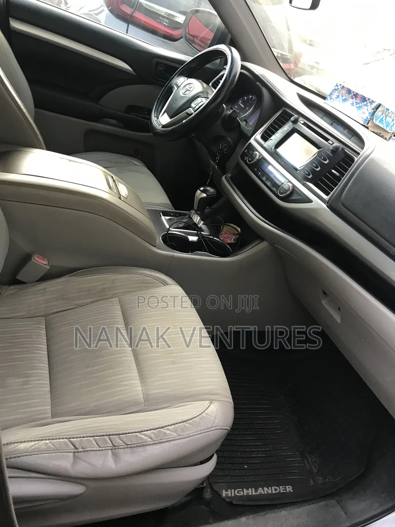 Toyota Highlander Limited V6 4x2 (3.5L 6cyl 6A) 2016 Silver