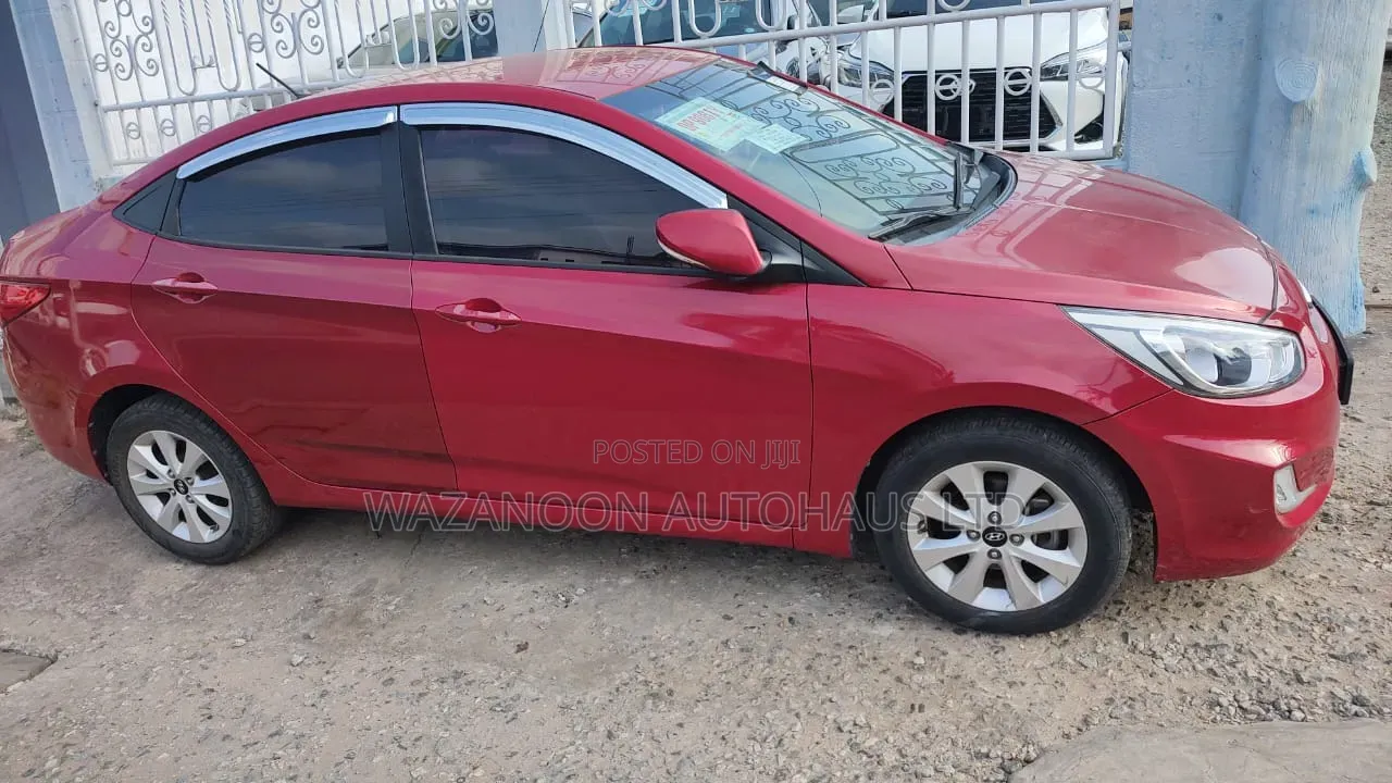 Hyundai Accent SE Sedan 2016 Red