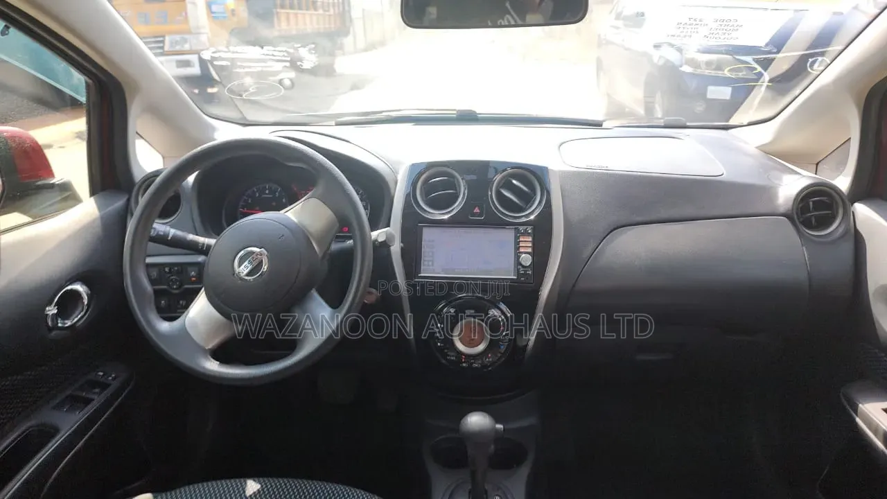 Nissan Note 1.6 Petrol 2016 Red