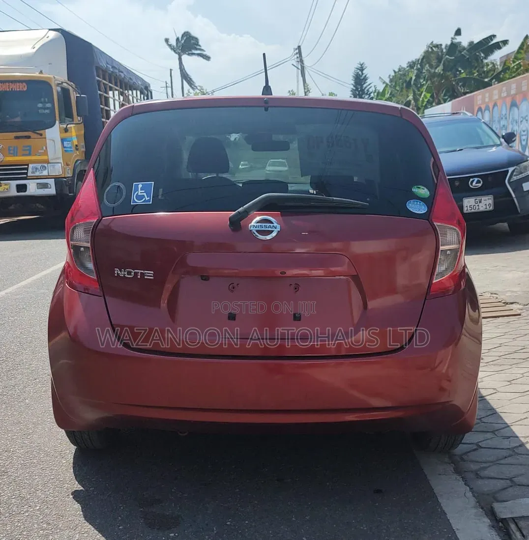 Nissan Note 1.6 Petrol 2016 Red