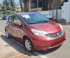 Nissan Note 1.6 Petrol 2016 Red