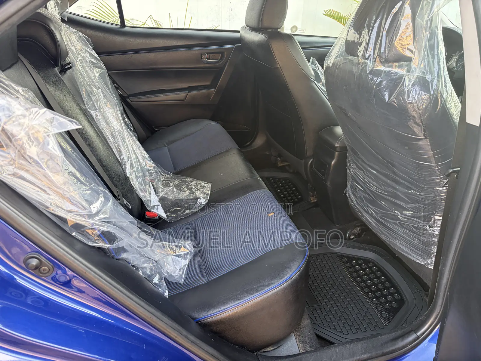 Toyota Corolla SE (1.8L 4cyl 6M) 2018 Blue