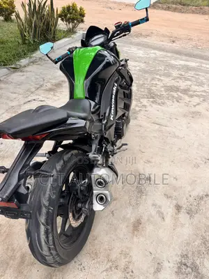 Kawasaki Z400 2025 Black
