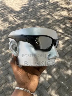 Polarised Mirrored Lens Sunglasses for Men