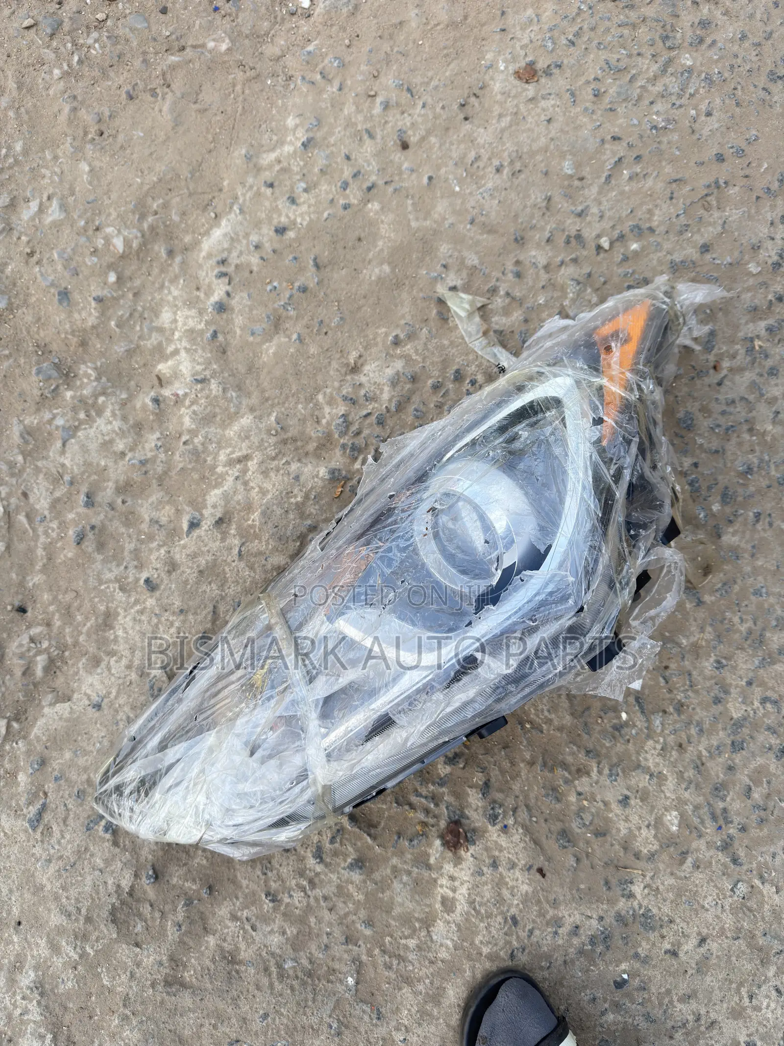 Hyundai Santafe 2016 2018 Headlight Available