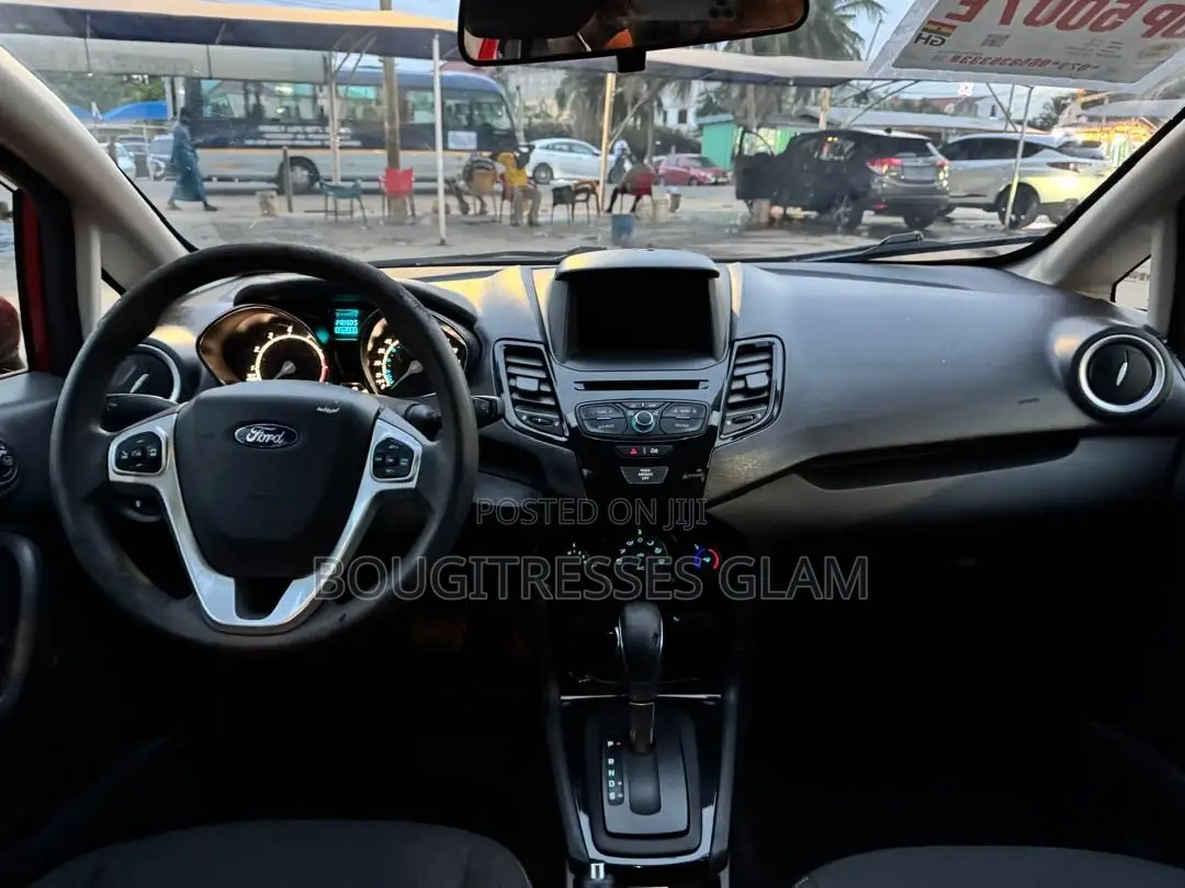 Ford Fiesta SE Sedan 2019 Red