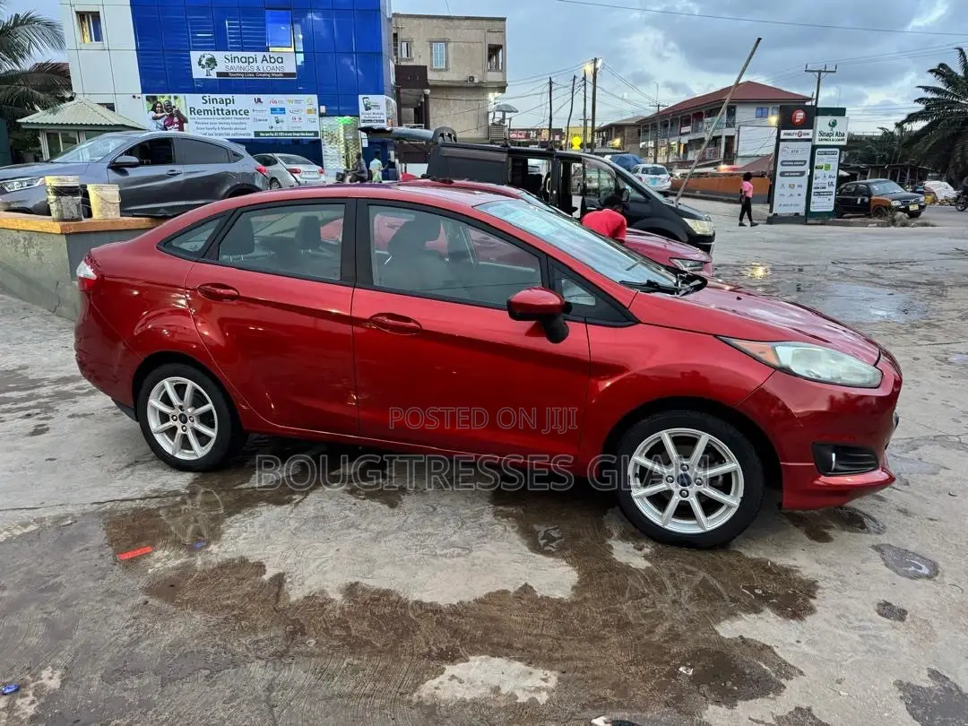 Ford Fiesta SE Sedan 2019 Red