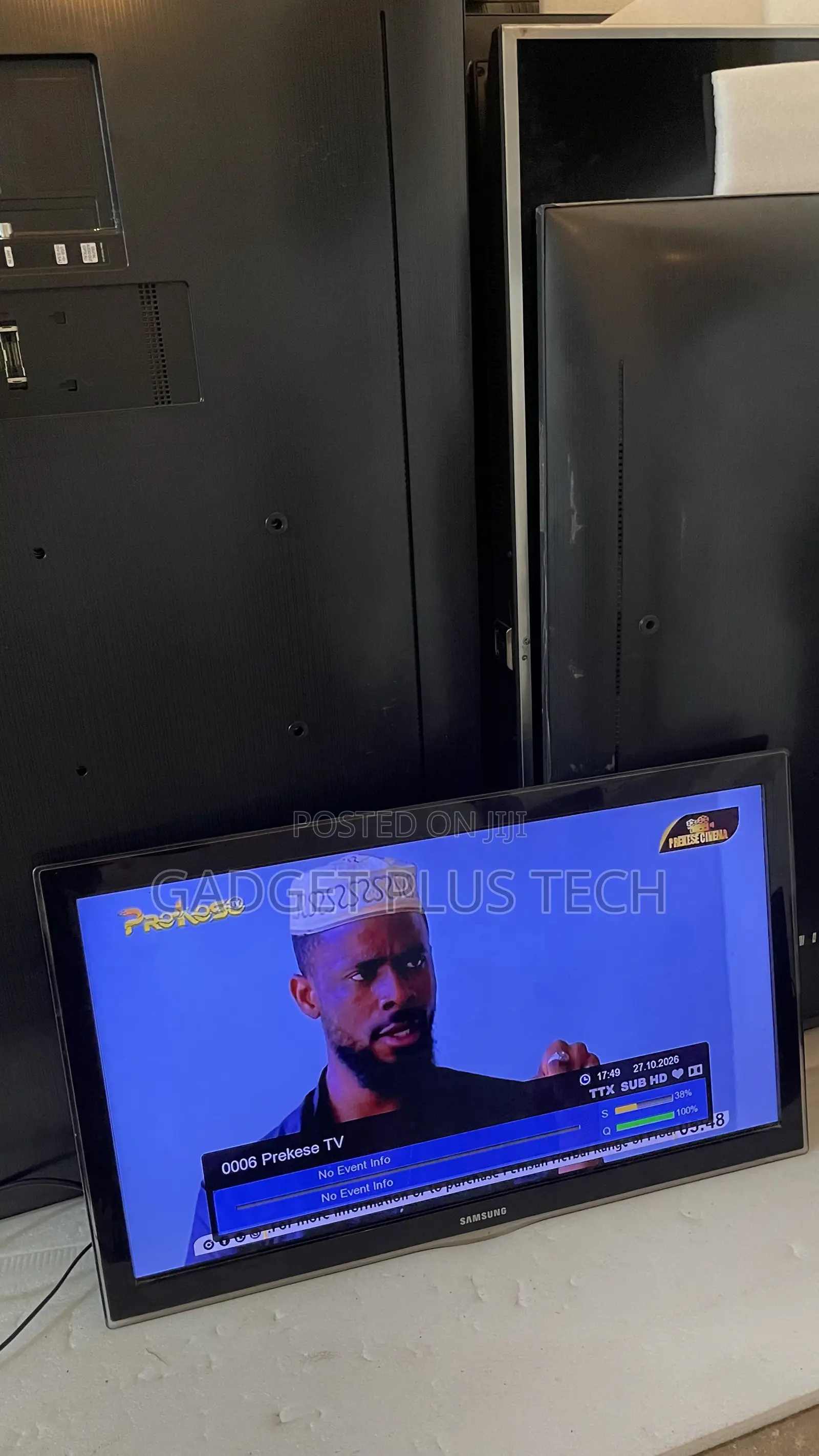 Home Used 32” Samsung FHD TV