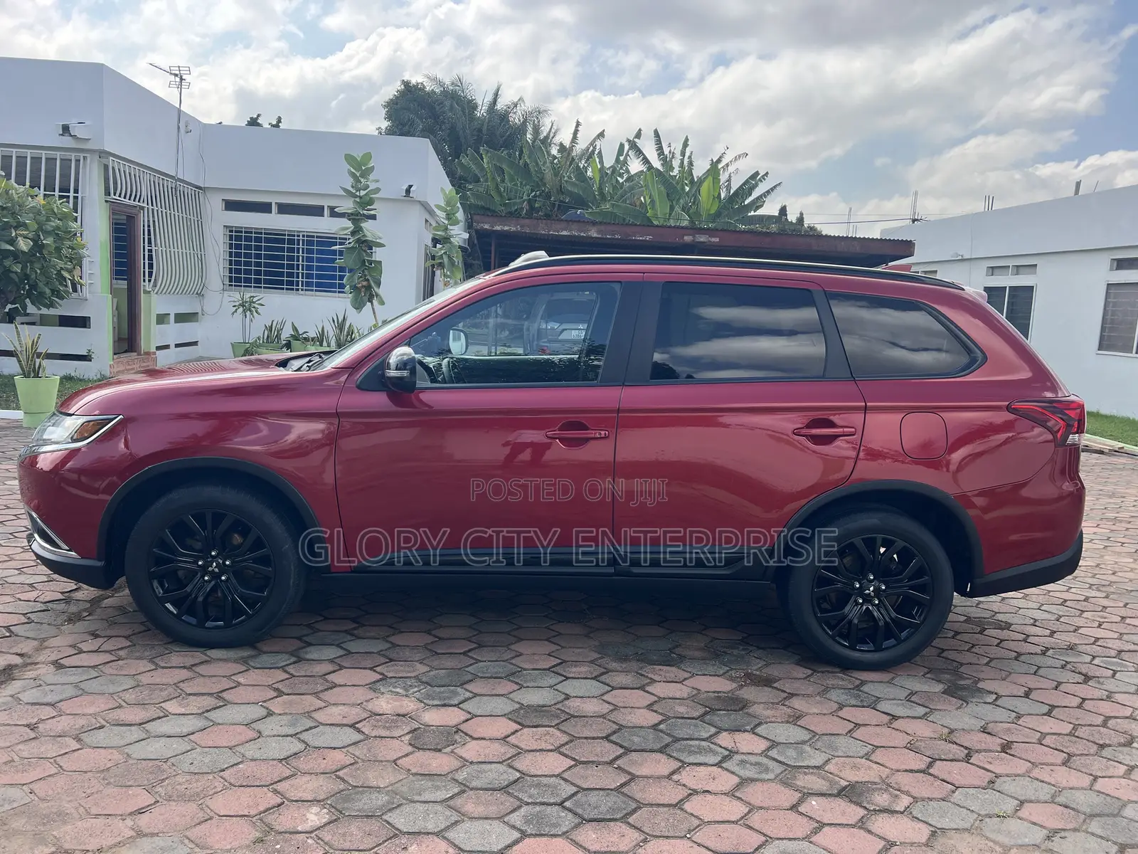Mitsubishi Outlander 2018 Burgundy