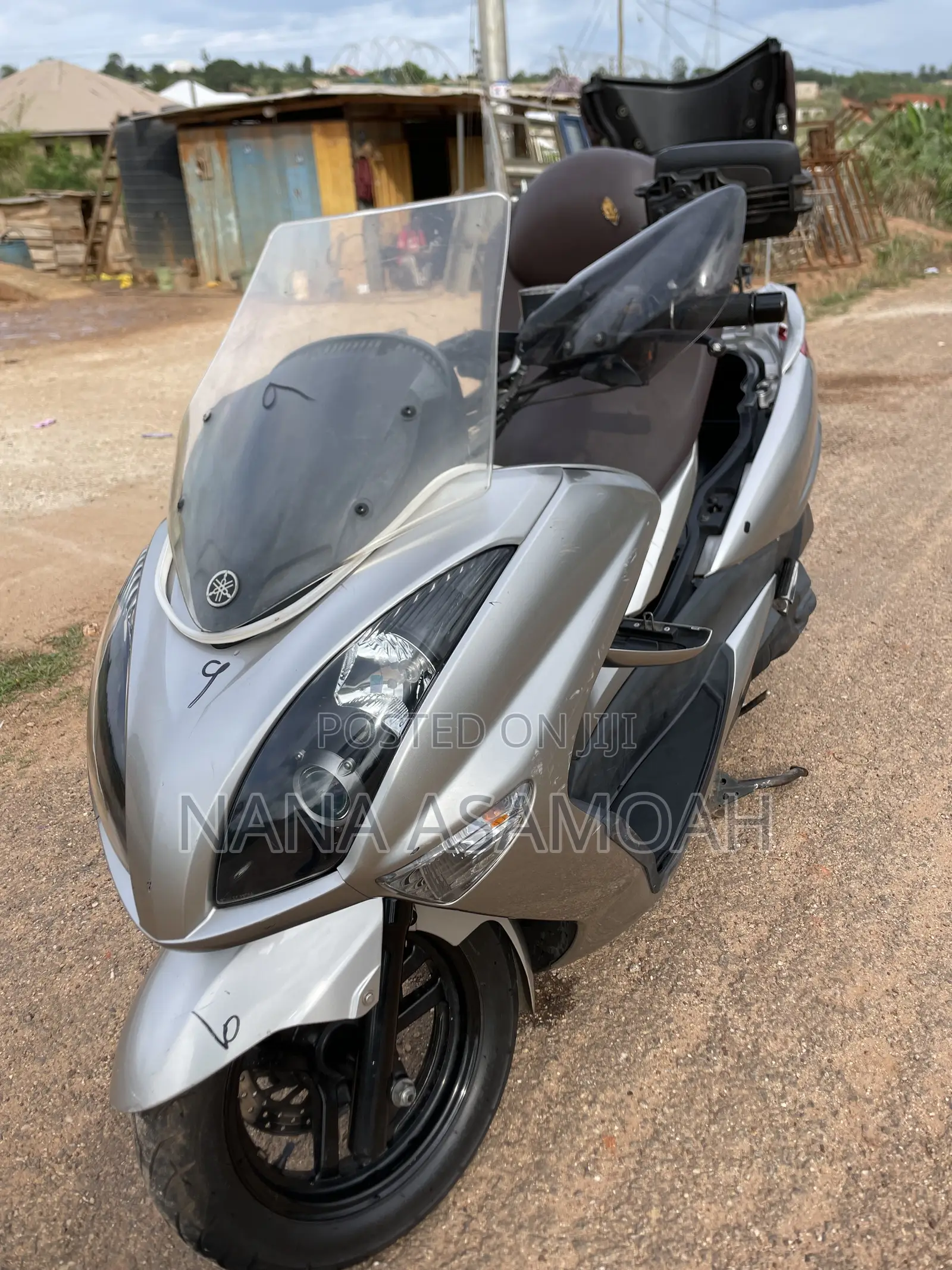 Yamaha Majesty 2022