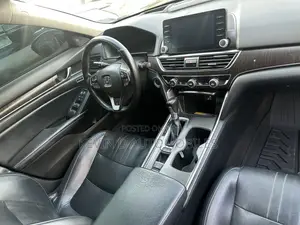 Honda Accord Touring 2.0T 2018 Black