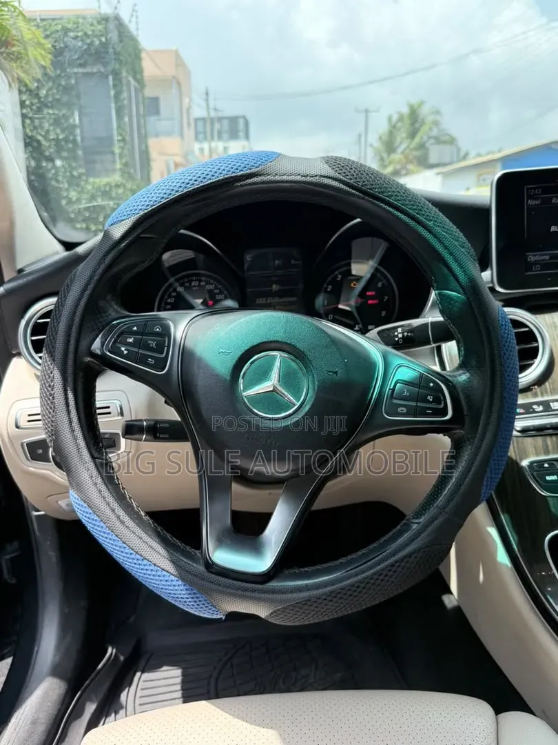Mercedes-Benz C300 2021 Black