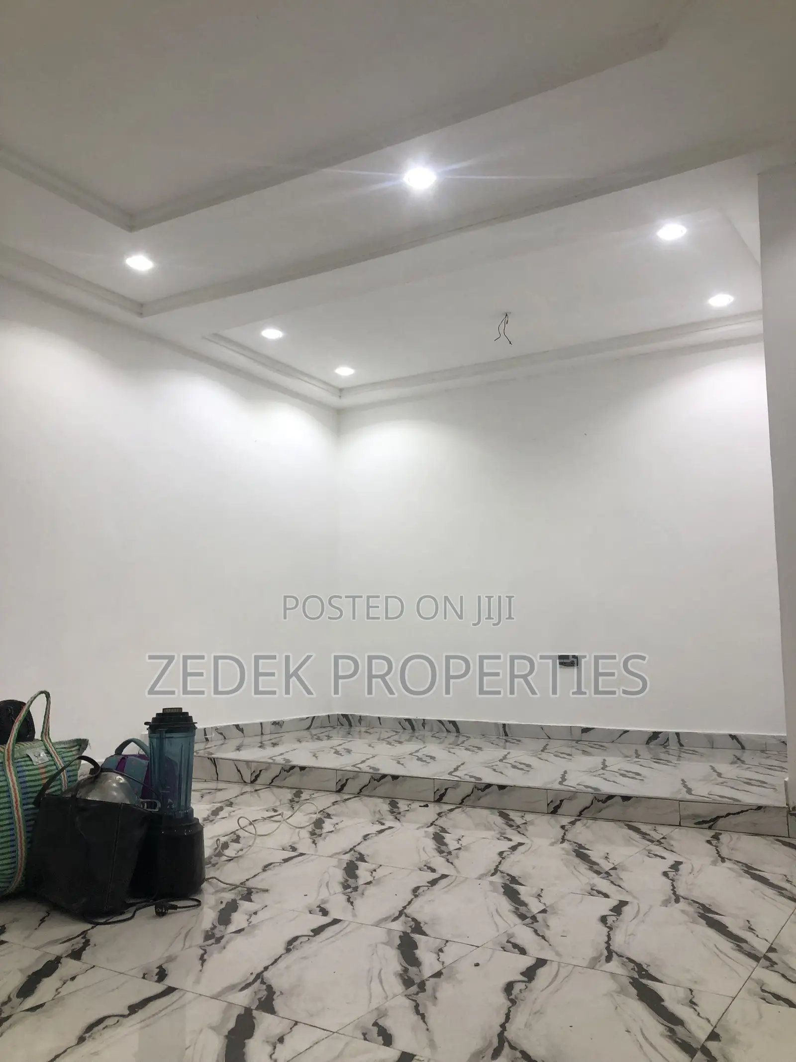2bdrm Apartment in Kwabenya Acp Road, Ashomang Estate for rent