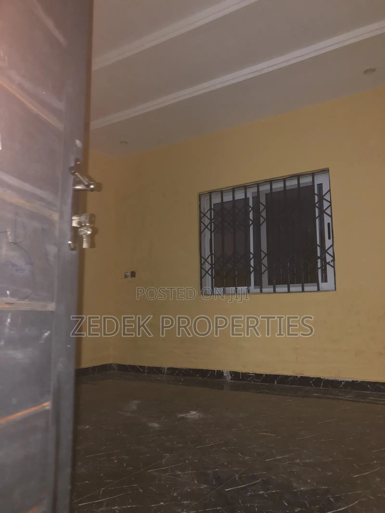 2bdrm Apartment in Kwabenya Acp Road, Ashomang Estate for rent