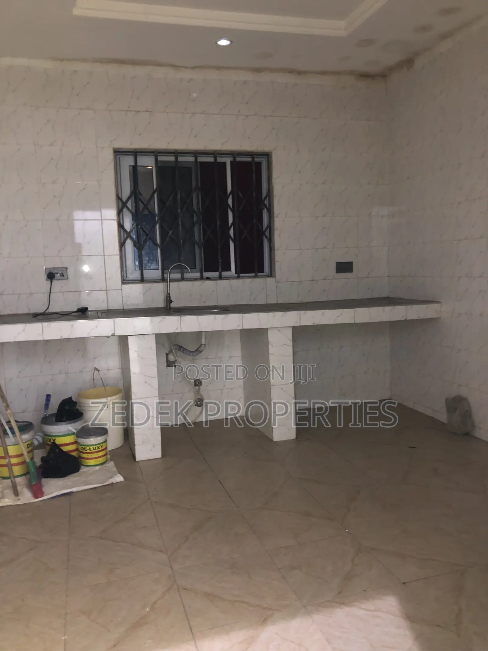 2bdrm Apartment in Kwabenya Acp Road, Ashomang Estate for rent