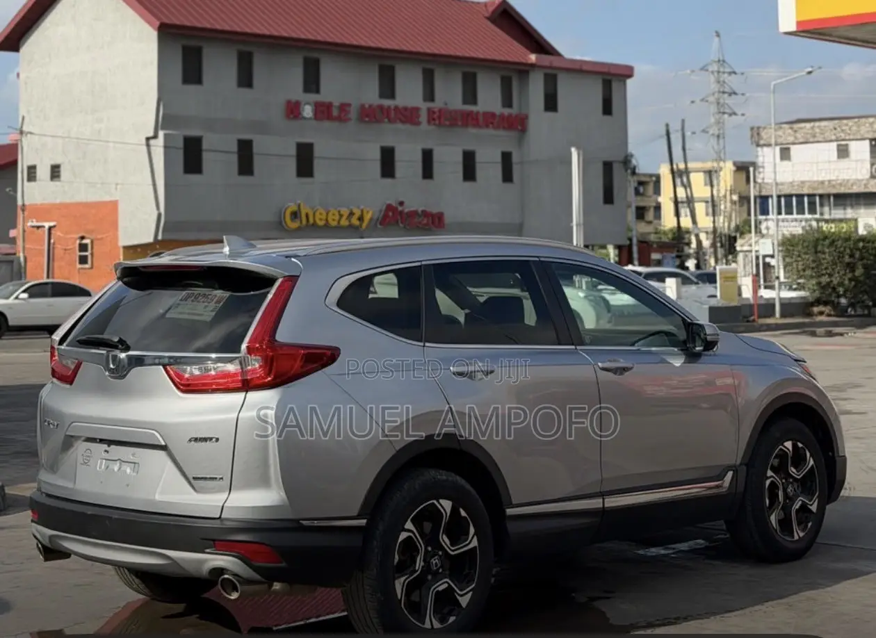 Honda CR-V Touring AWD 2018 Gray