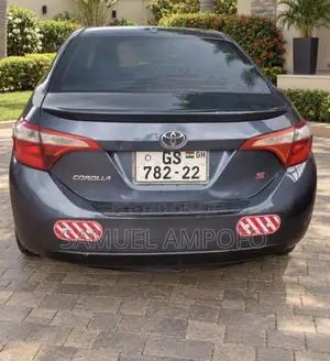 Toyota Corolla S 4dr Sedan (1.8L 4cyl CVT) 2016 Gray