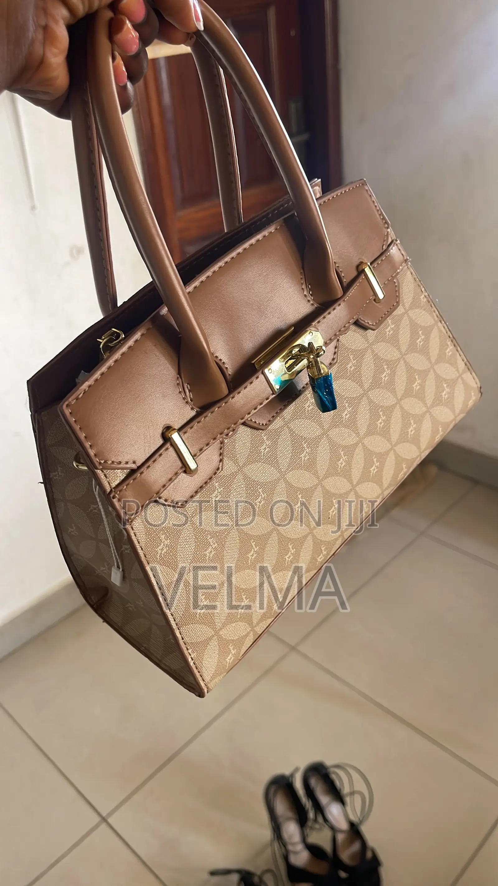 V&C Collection