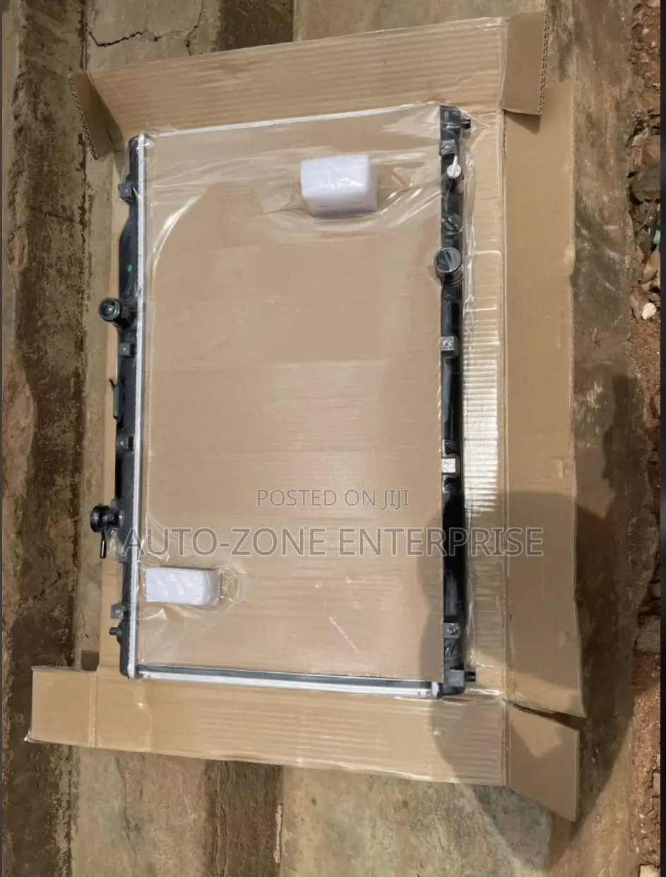 Honda Civic 2022 2023 2024 2035 2026 Radiator Tank