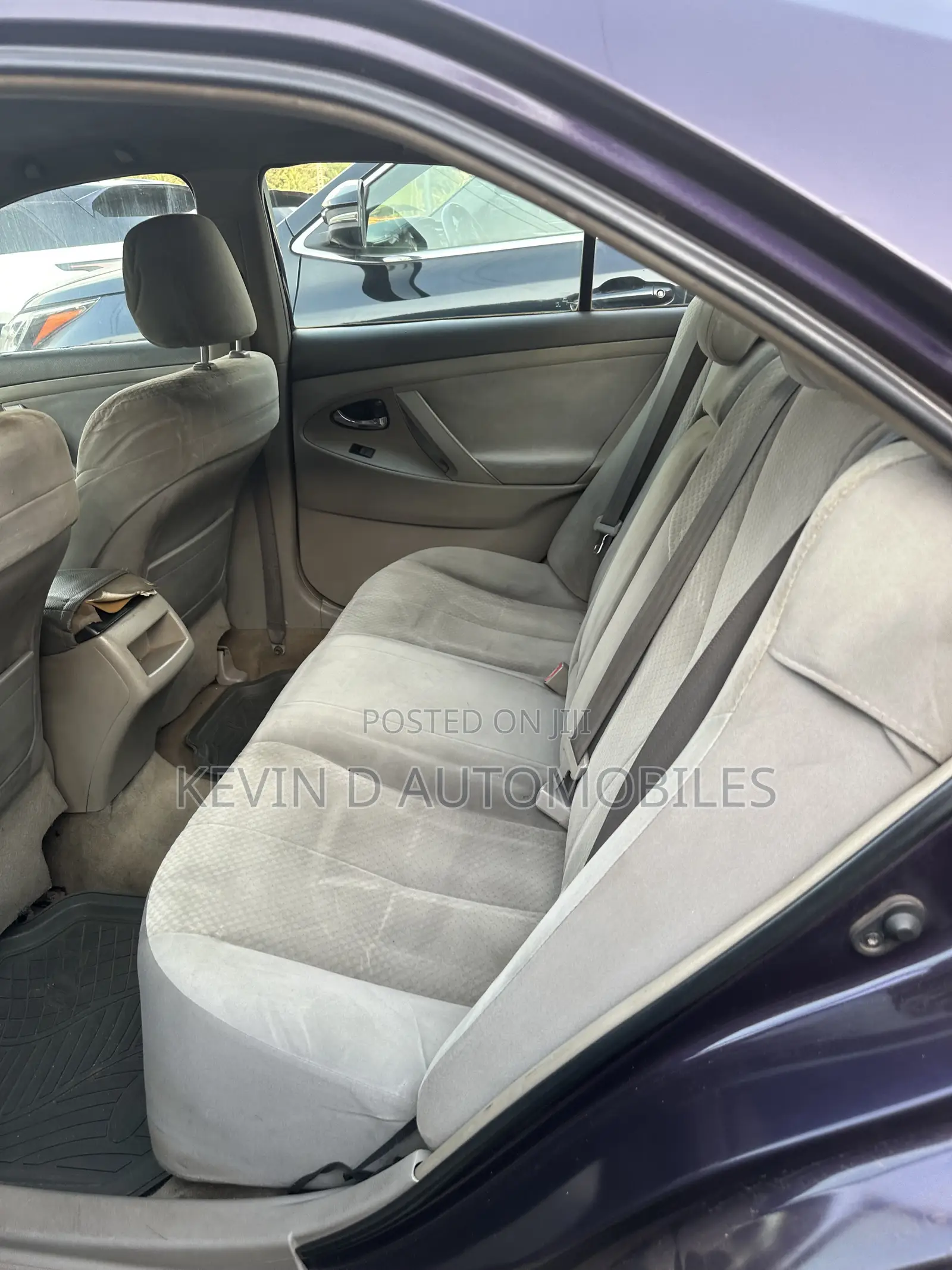 Toyota Camry LE 4dr Sedan (2.5L 4cyl 6AM) 2010 Purple