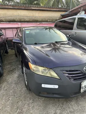 Toyota Camry LE 4dr Sedan (2.5L 4cyl 6AM) 2010 Purple