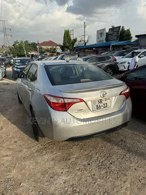 Toyota Corolla S 4dr Sedan (1.8L 4cyl CVT) 2015 Silver