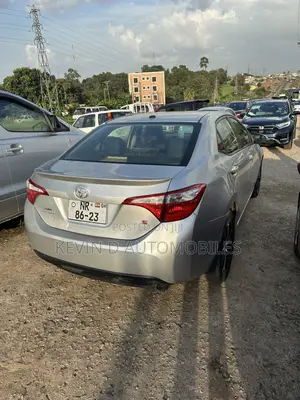Toyota Corolla S 4dr Sedan (1.8L 4cyl CVT) 2015 Silver
