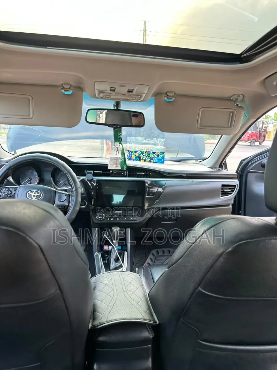 Toyota Corolla 2016 Black