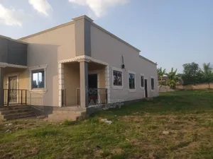 4bdrm House in Abuakwa, Atwima Nwabiagya for rent