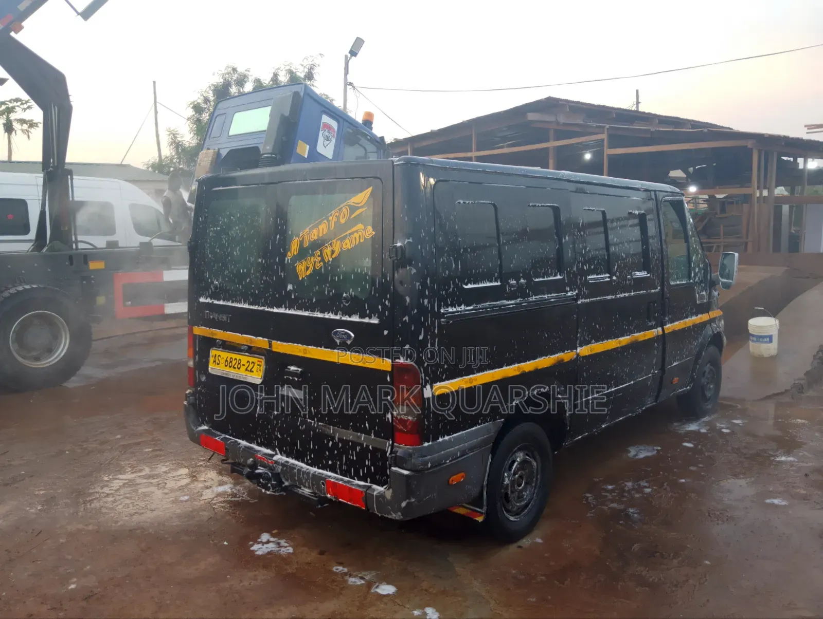 Ford Transit 2002 Black
