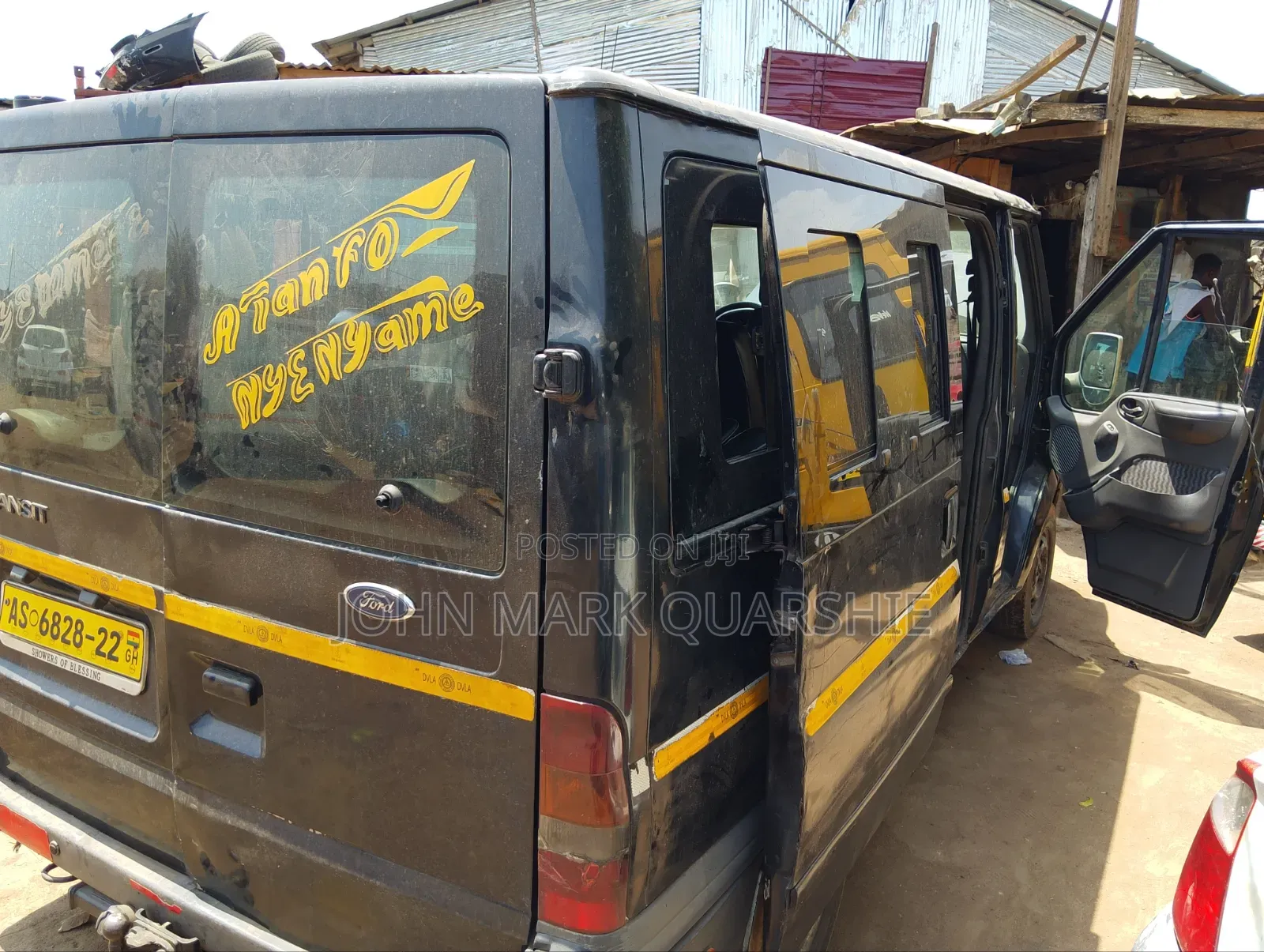 Ford Transit 2002 Black