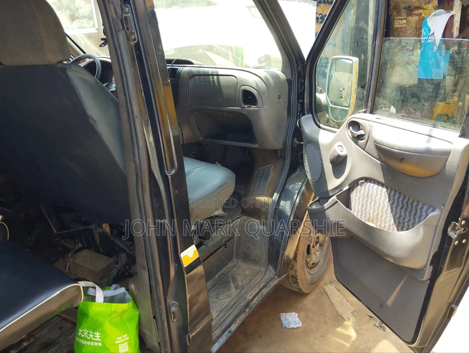Ford Transit 2002 Black