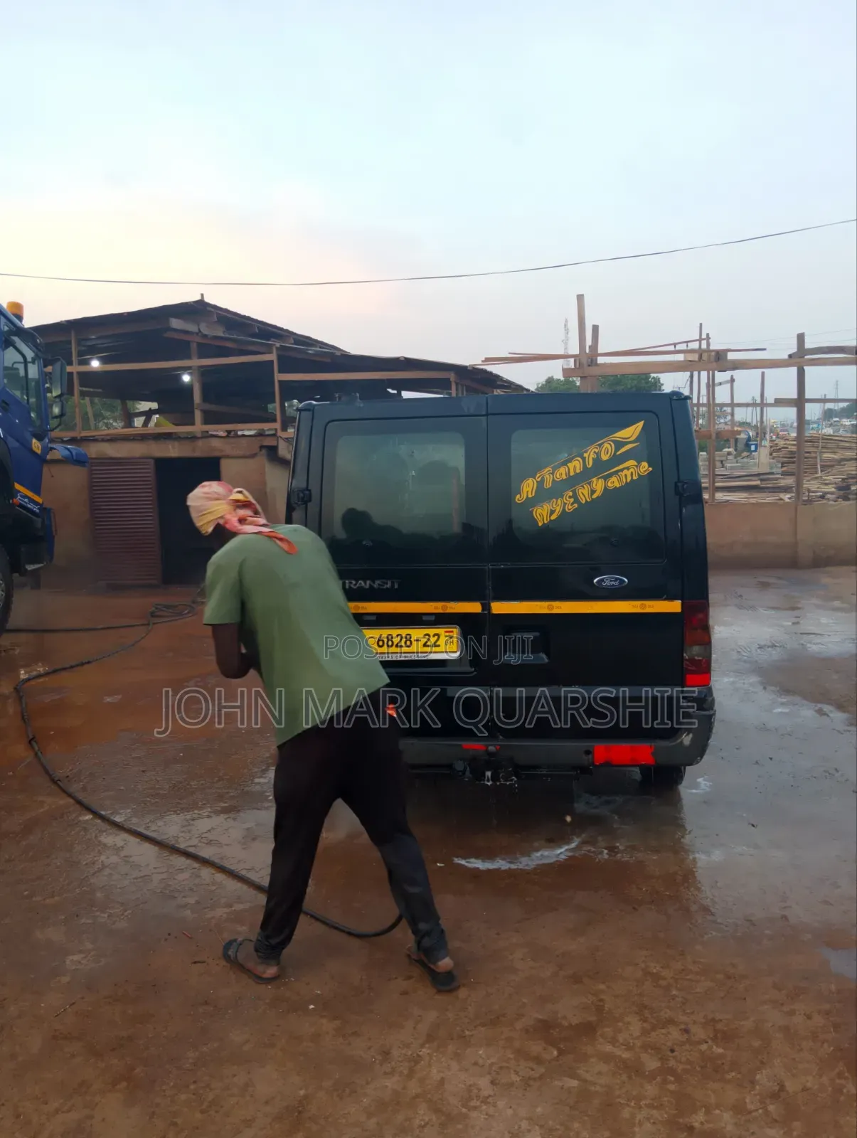 Ford Transit 2002 Black