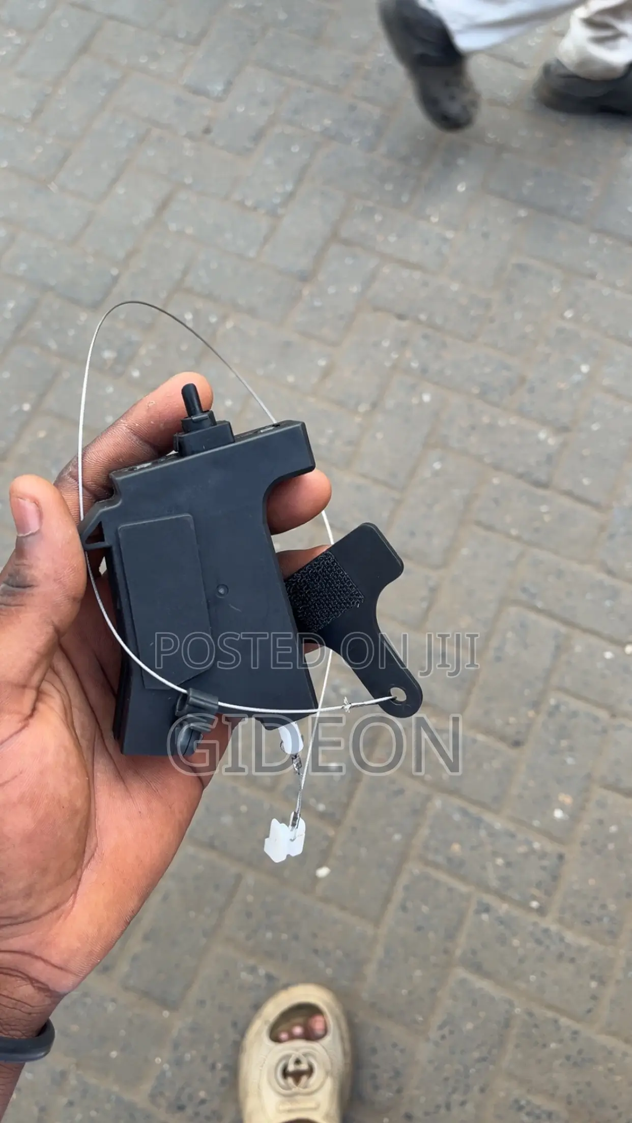Kia Sorento 2017 and Hyundai Elantra Fuel Gate Shooter
