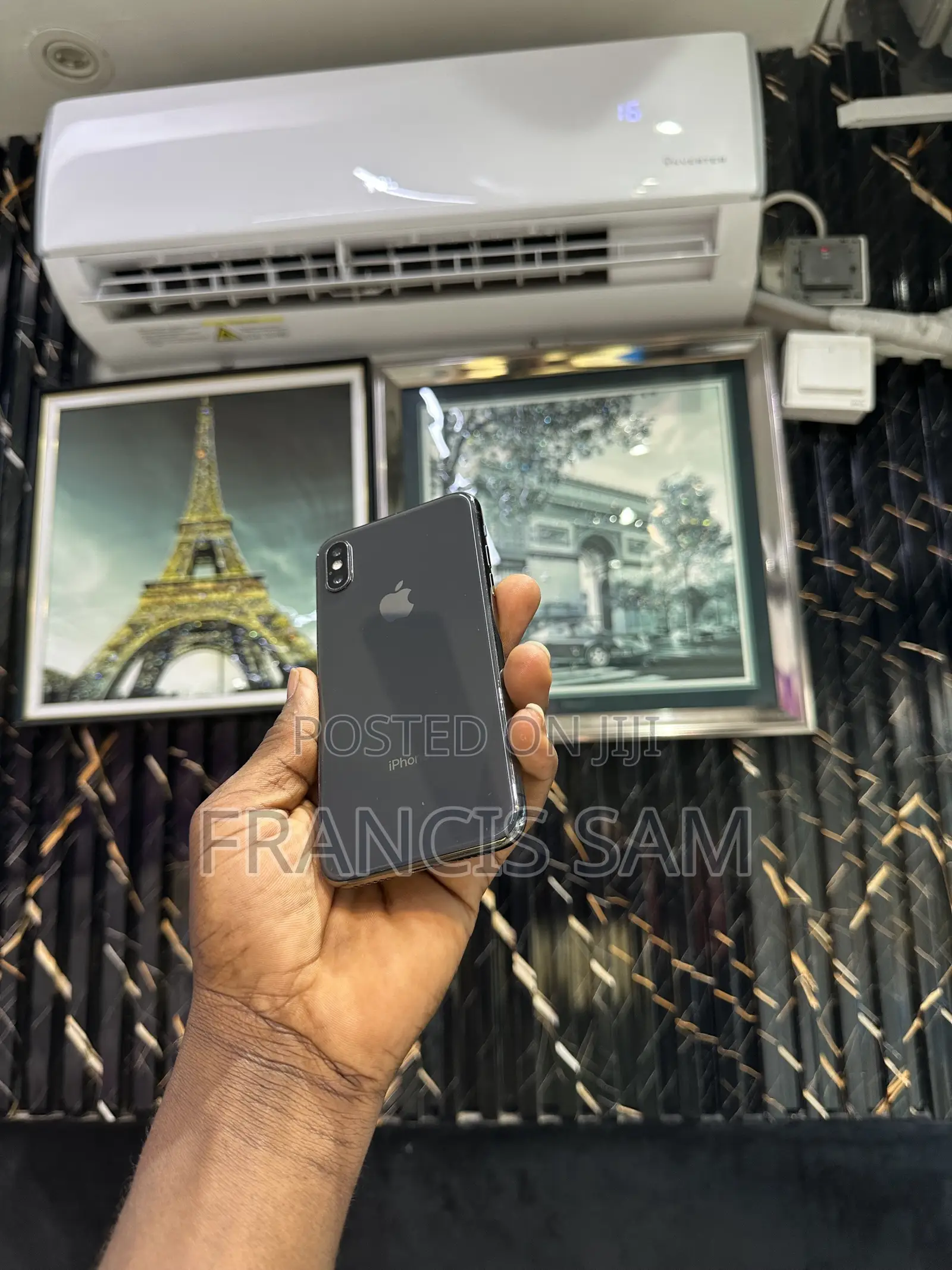 Apple iPhone X 64 GB Black