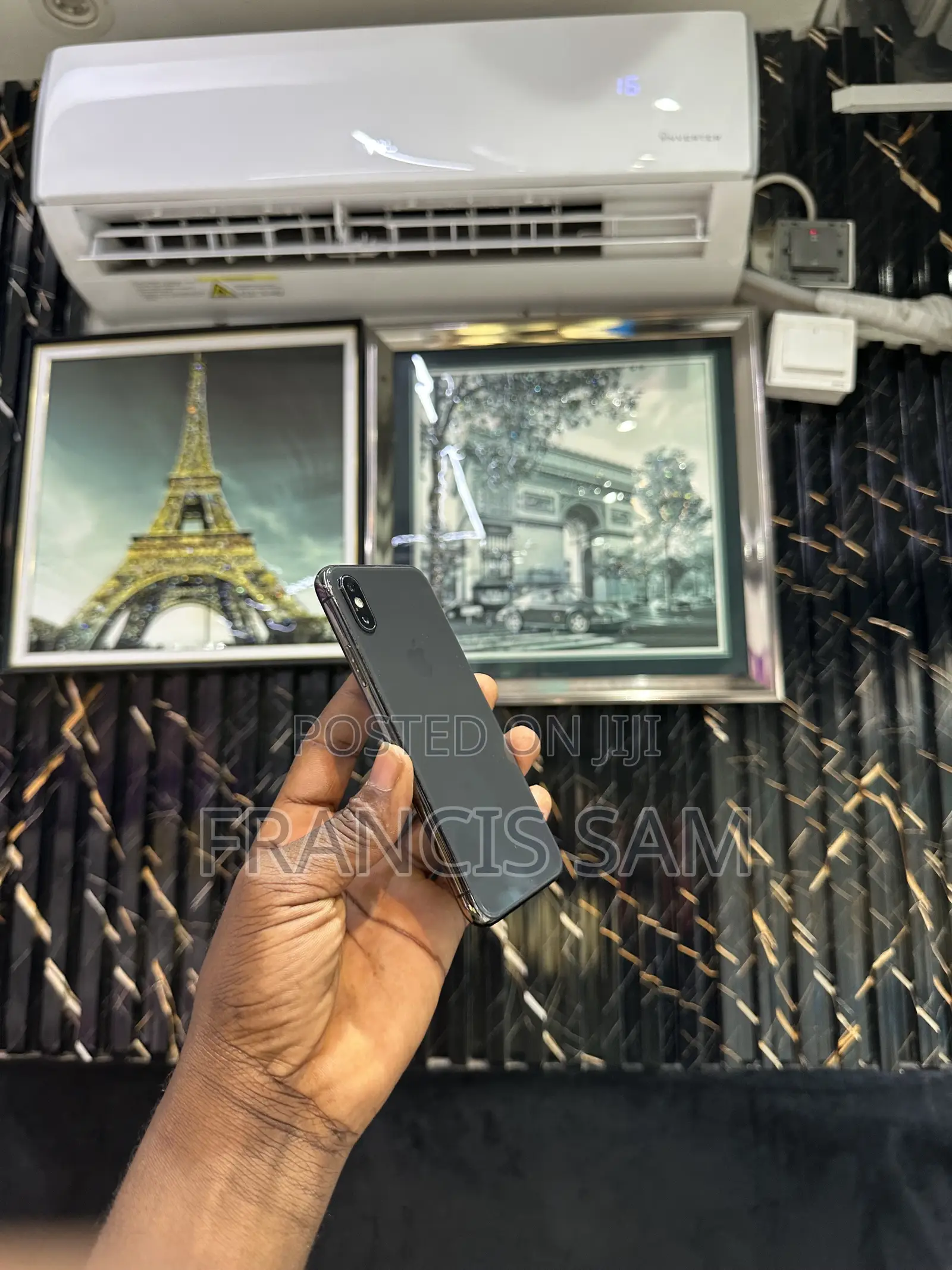 Apple iPhone X 64 GB Black