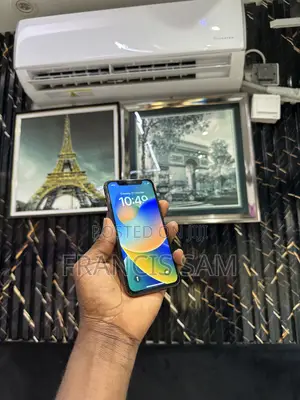 Apple iPhone X 64 GB Black