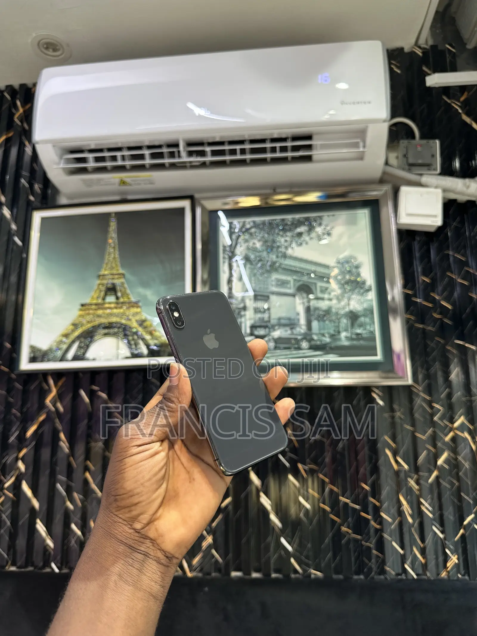 Apple iPhone X 64 GB Black