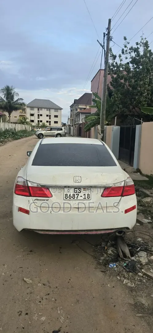 Honda Accord Sport 4dr Sedan FWD (2.4L 4cyl 2A) 2016 White