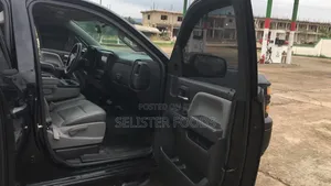 Chevrolet Silverado 2016 Black