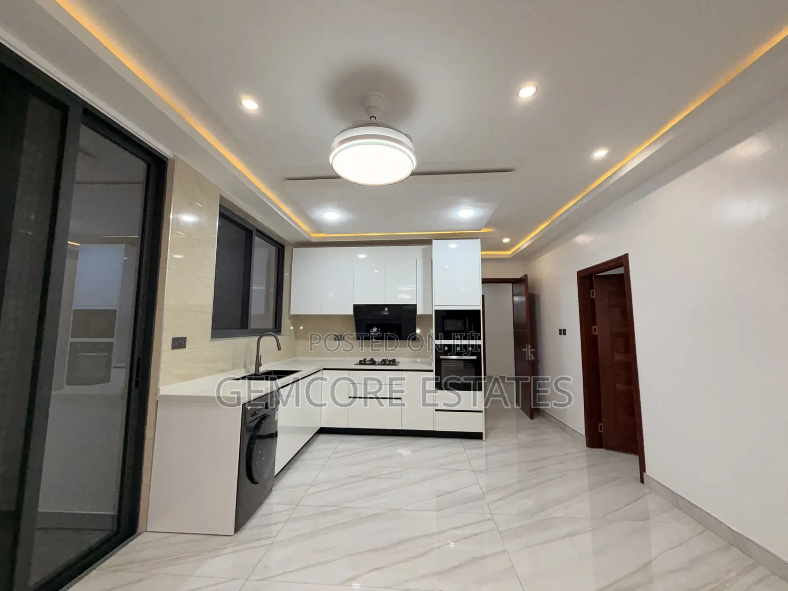 2bdrm Apartment in Adjiringanor, East Legon for sale