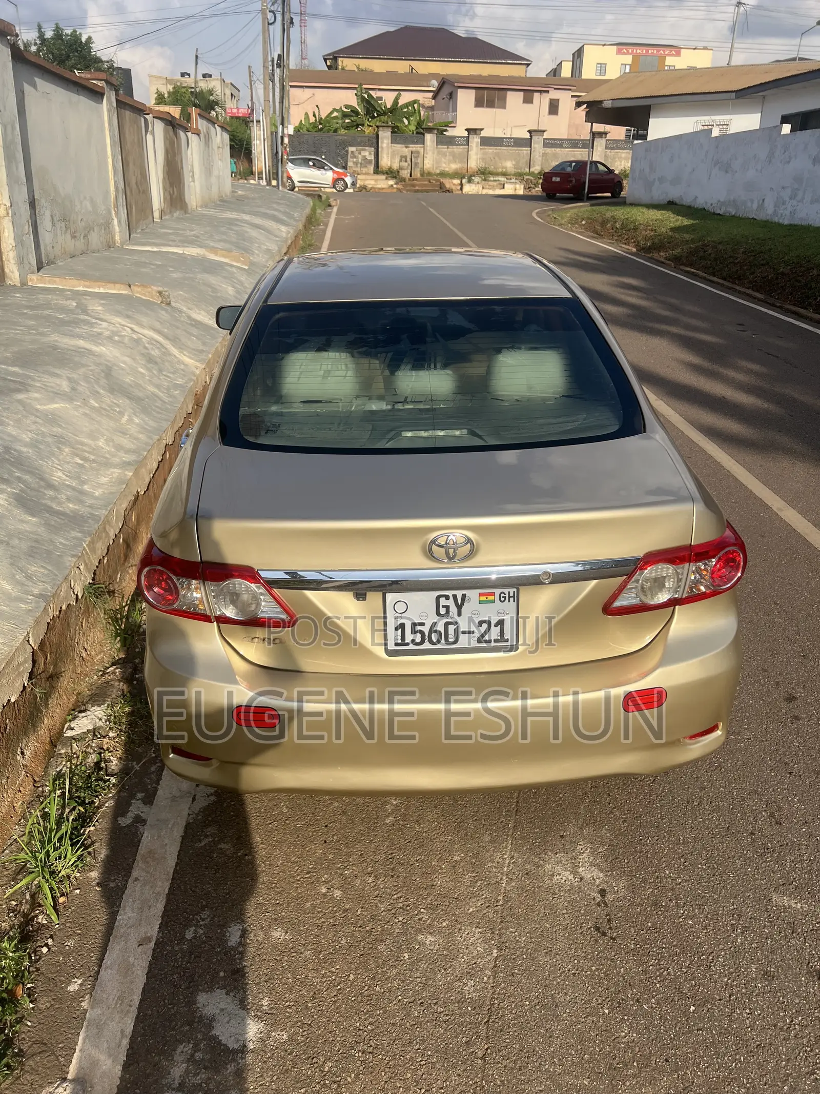 Toyota Corolla 2013 Gold