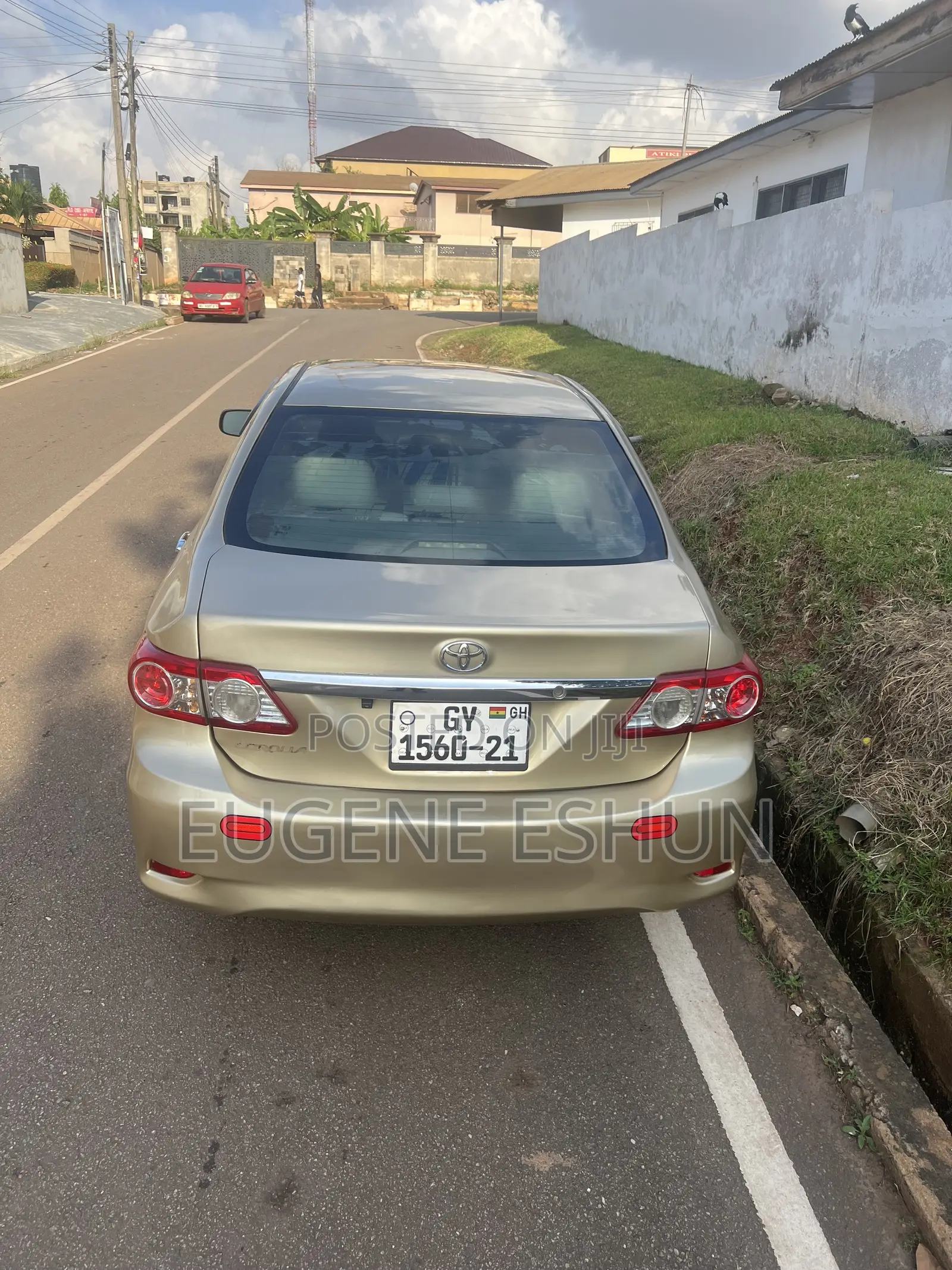 Toyota Corolla 2013 Gold