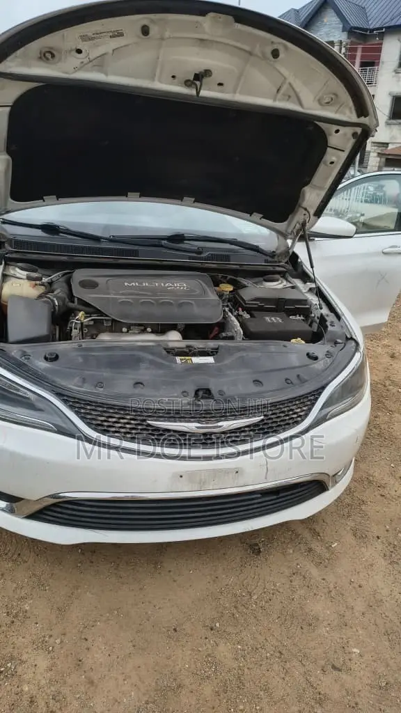 Chrysler 200 S 2WD 2016 White
