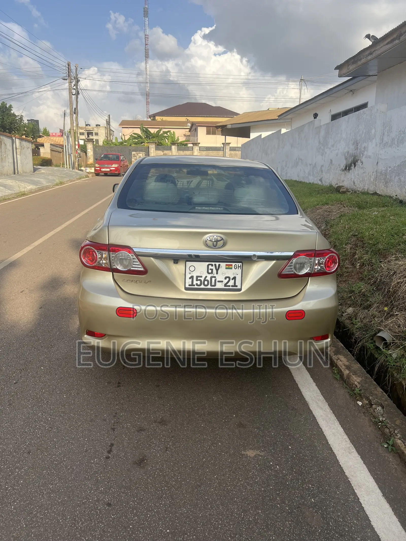 Toyota Corolla 2013 Gold