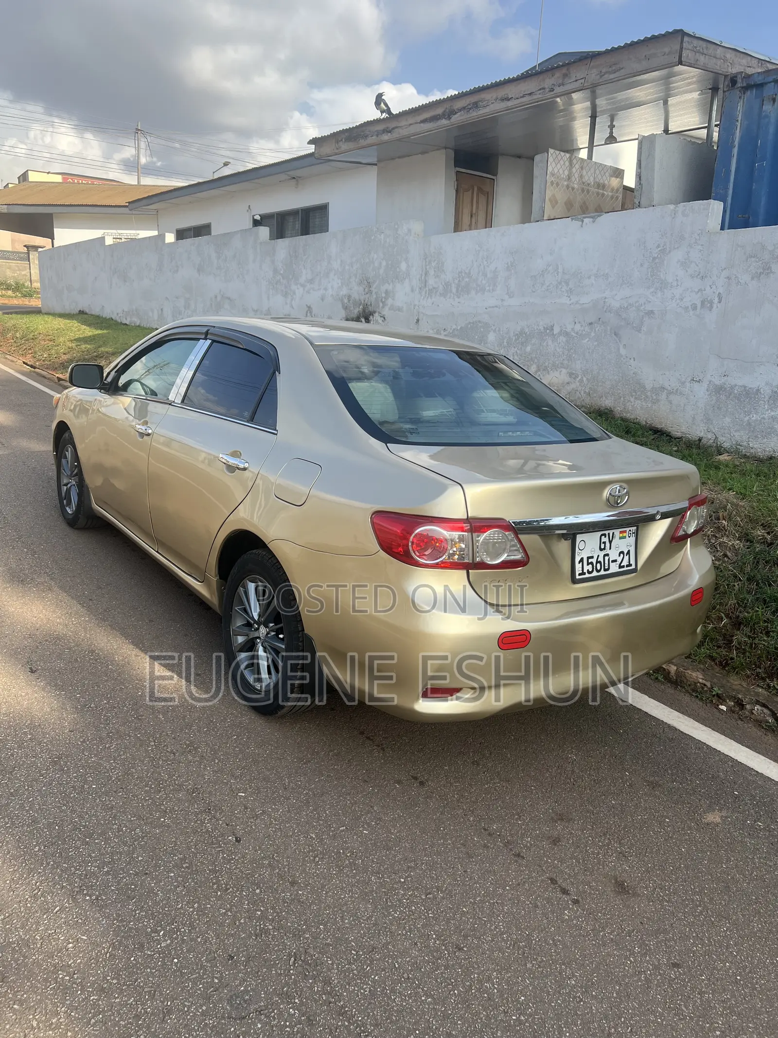 Toyota Corolla 2013 Gold