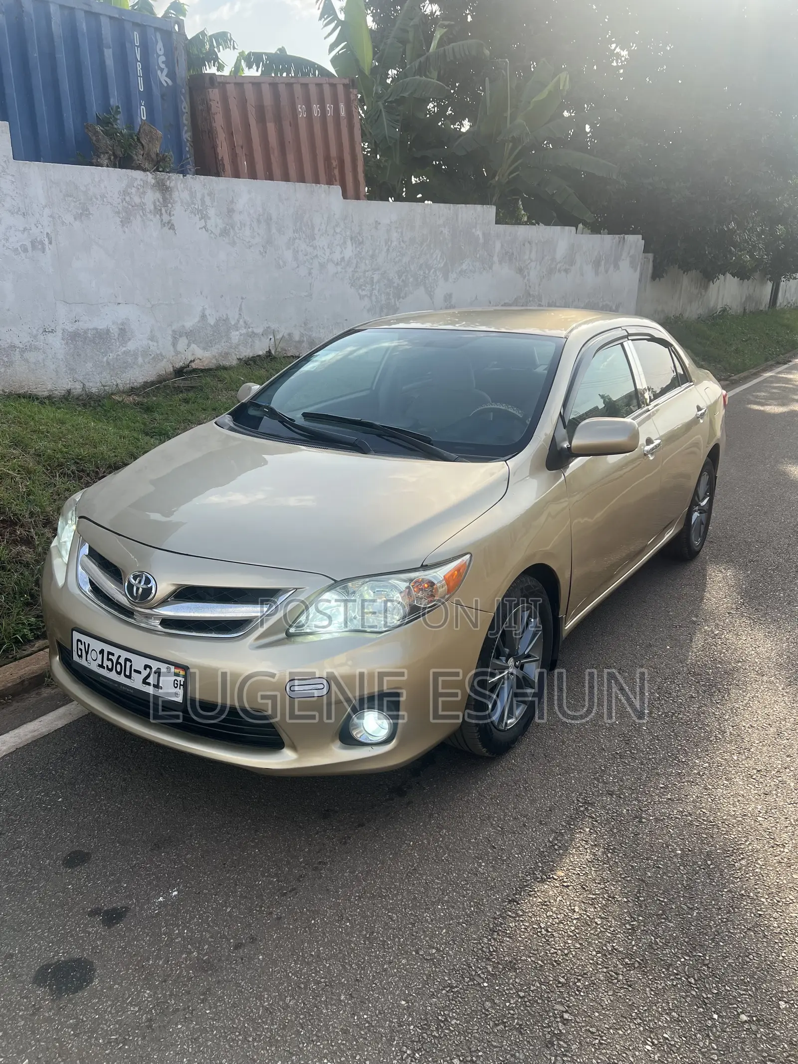 Toyota Corolla 2013 Gold