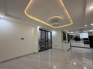 3bdrm Apartment in Adjiringanor, East Legon for sale