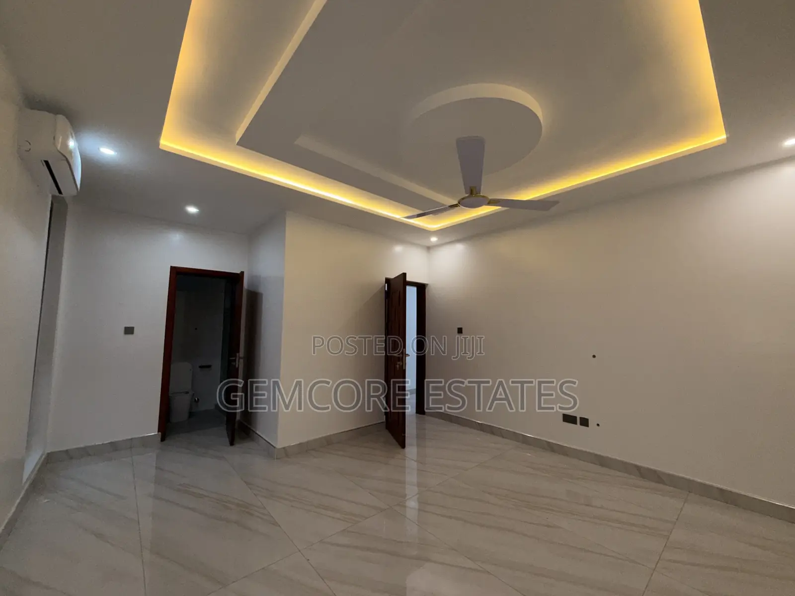 3bdrm Apartment in Adjiringanor, East Legon for sale