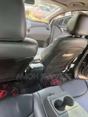 Hyundai Elantra Limited Sedan FWD (1.8L 4cyl 6A) 2013 Gray